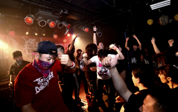 FANS